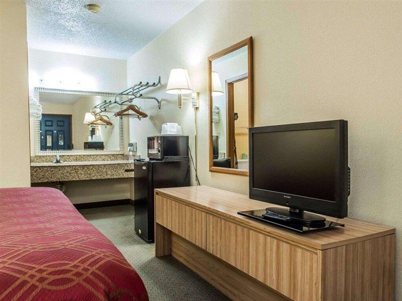 Hotel Econo