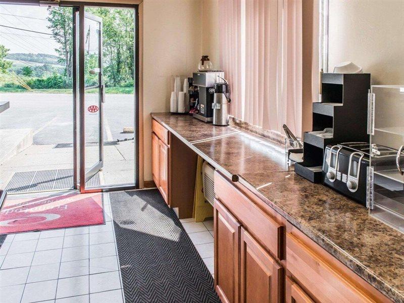 Econo 2* Waynesburg