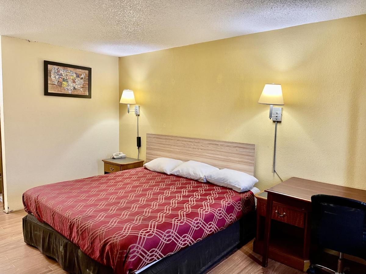 Hotel Econo