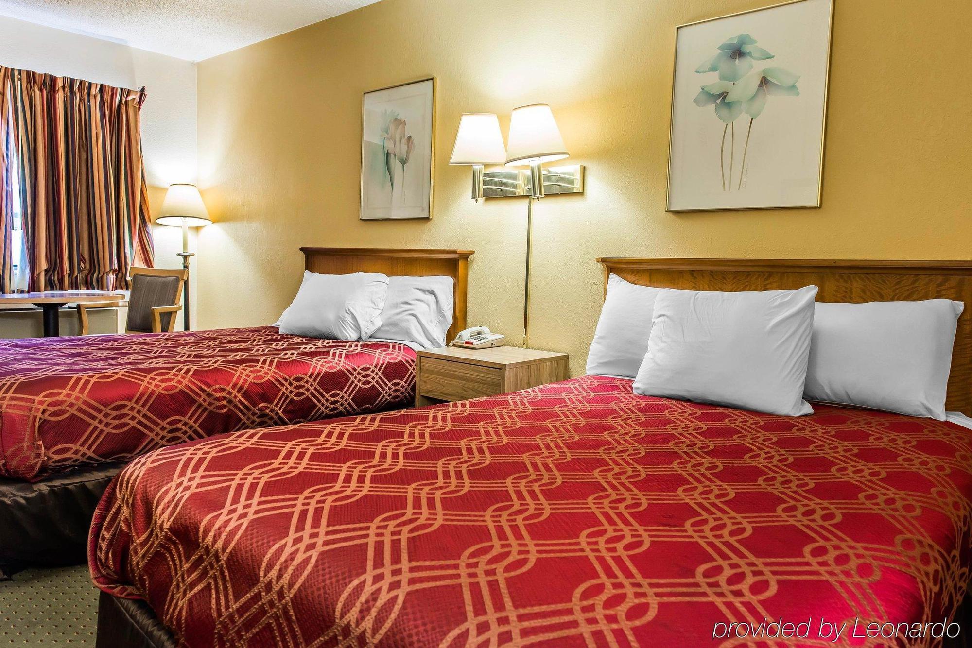 Hotel Econo Waynesburg
